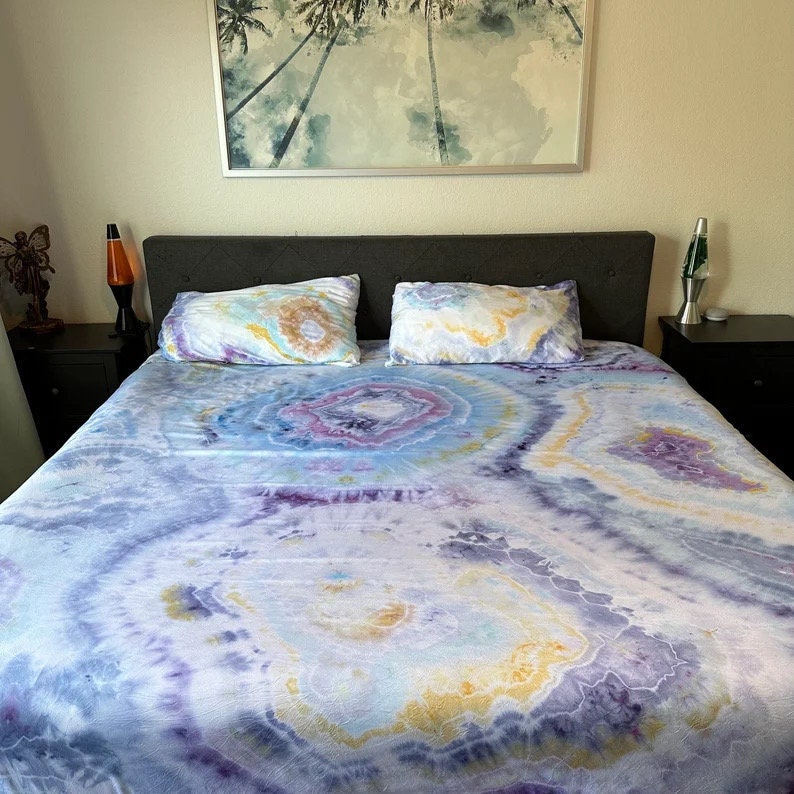 Luxe Bamboo Sheet Set Hand Dyed by HMYC | 4 Piece Queen Size | Geode