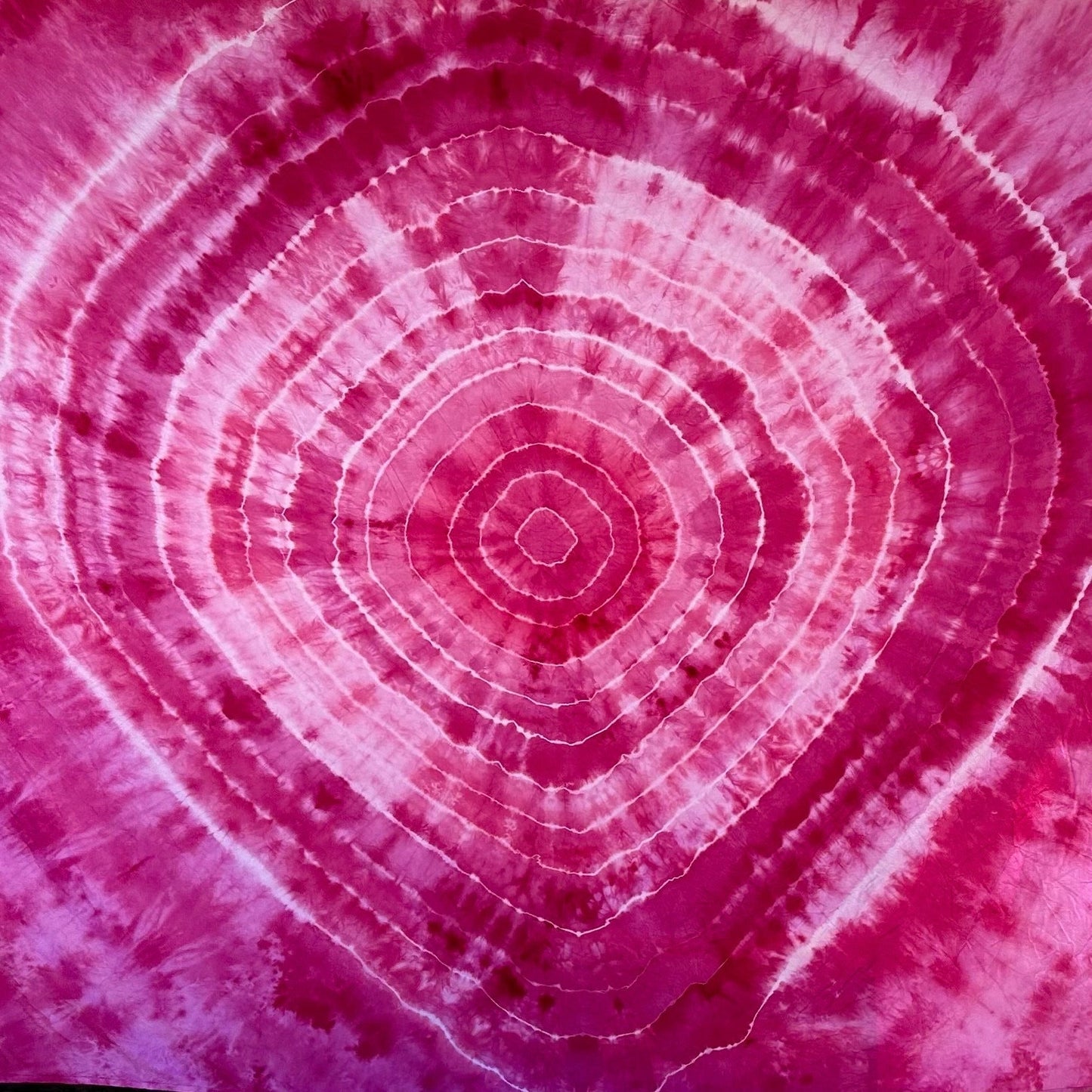 Luxe Bamboo Sheet Set Hand Dyed by HMYC | 4 Piece Queen Size | Pink Circles