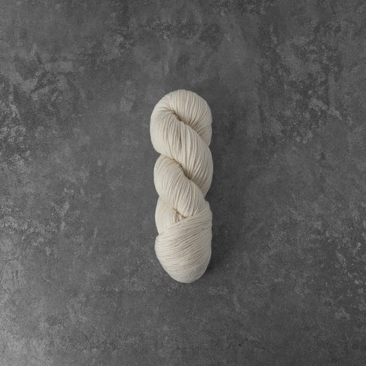 MARSHMALLOW SELECT | 100% Superwash Wool 21.5 mic | Worsted | Yarn Base
